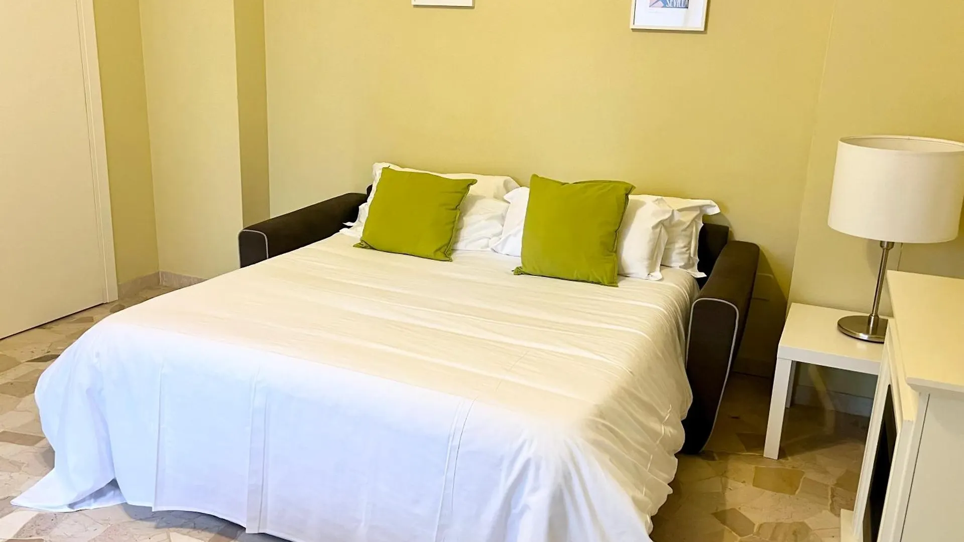 Green House San Siro M5 2 Camere Netflix Μιλάνο 0*,